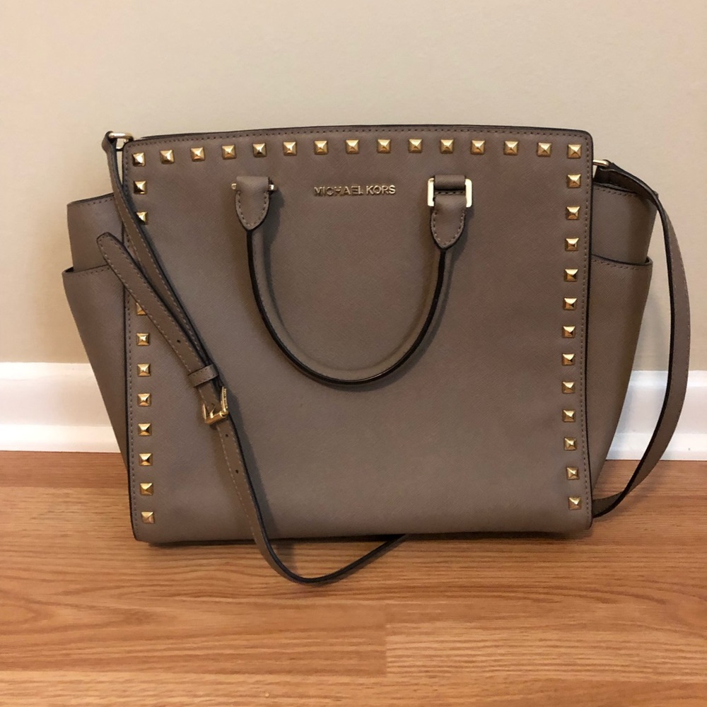Michael Kors purse